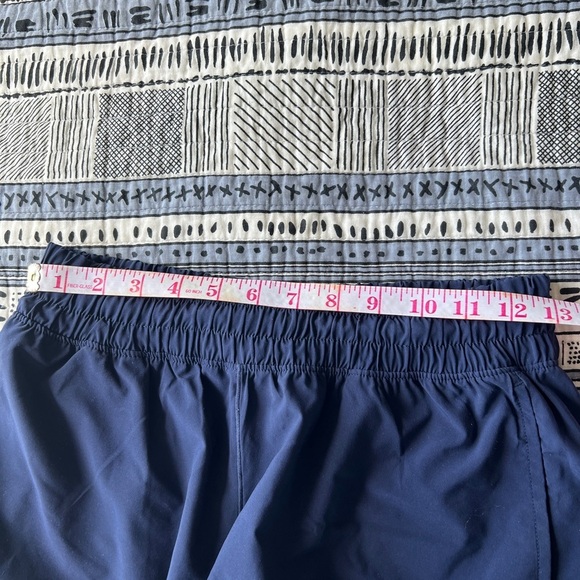 OFFLINE by Aerie Womens Navy Blue Hiking Travel Gym Sports Low Rise Shorts Small - Picture 6 of 7